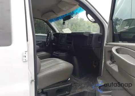 2015 Chevrolet Express 2500 Work Van from USA, damaged, VIN 1GCWGFCF2F1280273